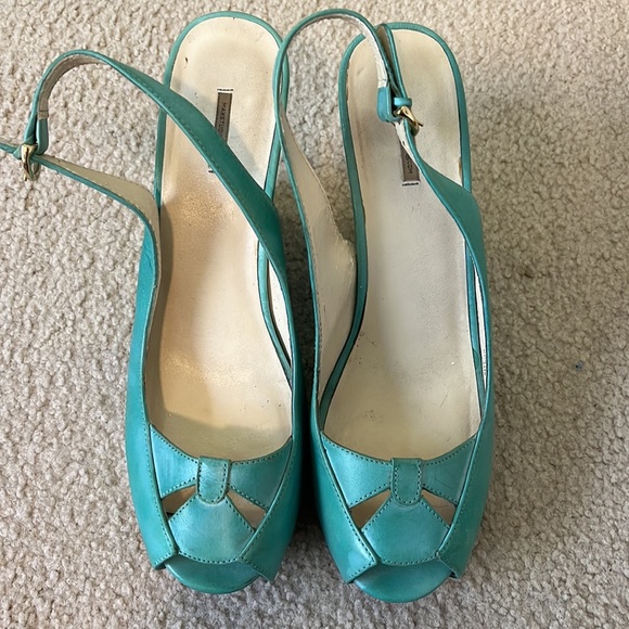 Max Studio mint green leather platform. - Picture 4 of 12